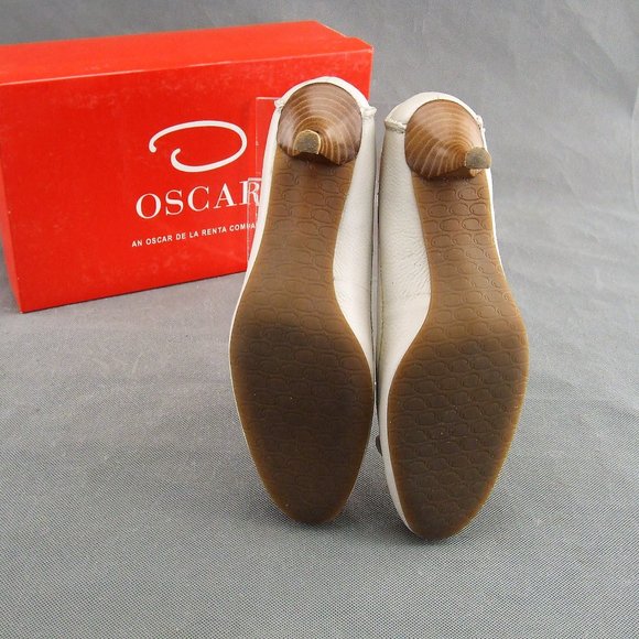 Oscar de la Renta Bone Sporty Shoes size 7,5 B - Picture 5 of 5